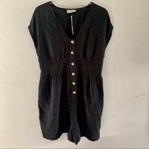 Universal Thread Romper